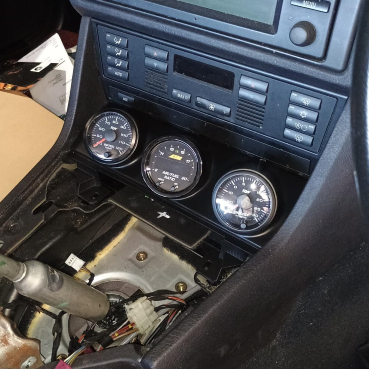BMW E39 ゲージ クラスター - RHD CARS