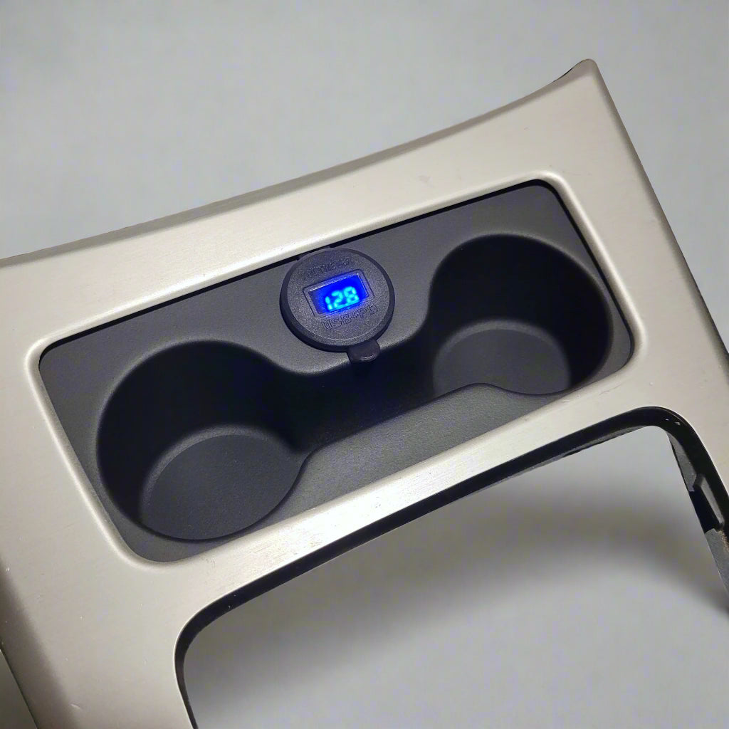 E90 double cup holder